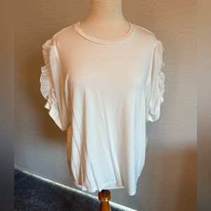 Chic White Ruffle Sleeve Tee